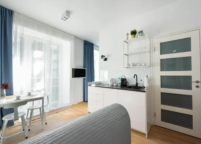 Old Praga Garden Apartment